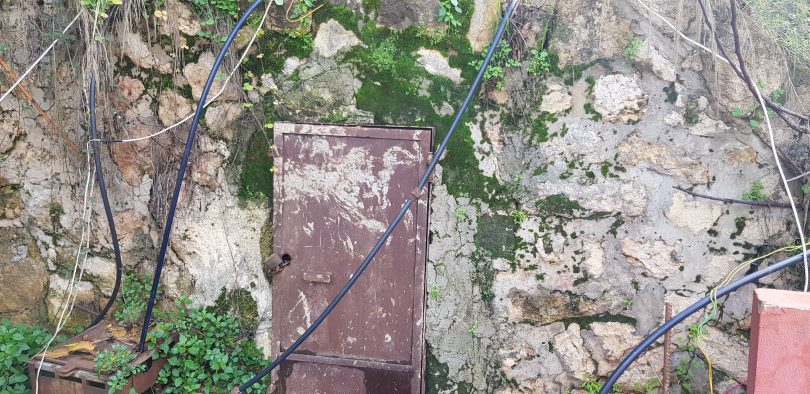 “عين ببنين” التاريخي…خيرات الأرض